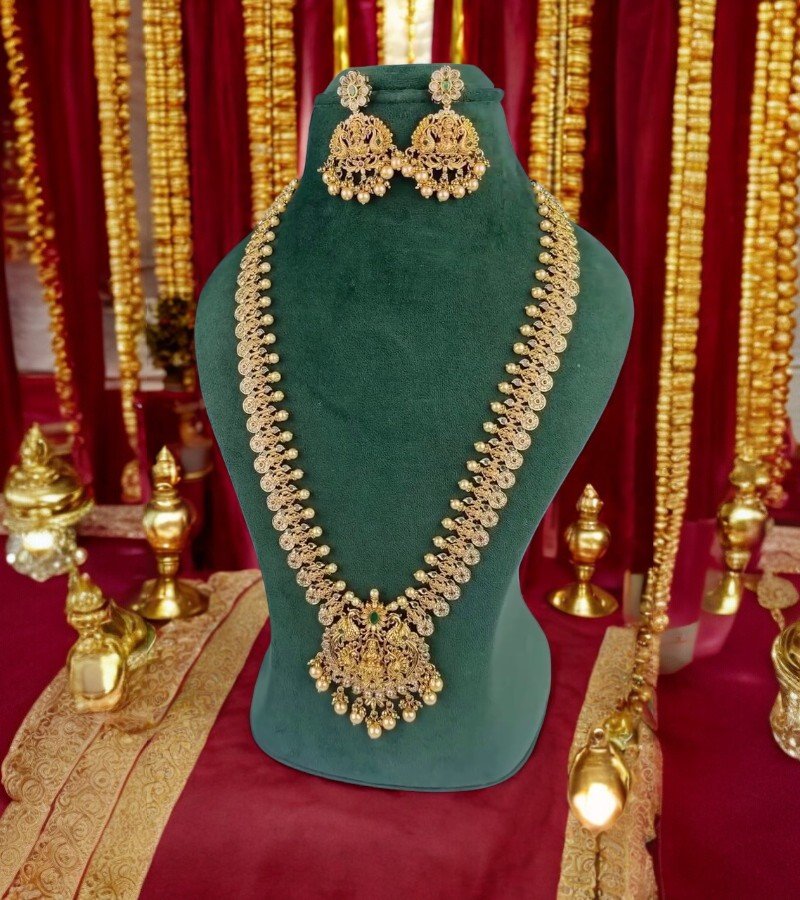 Temple Necklace Set image 1