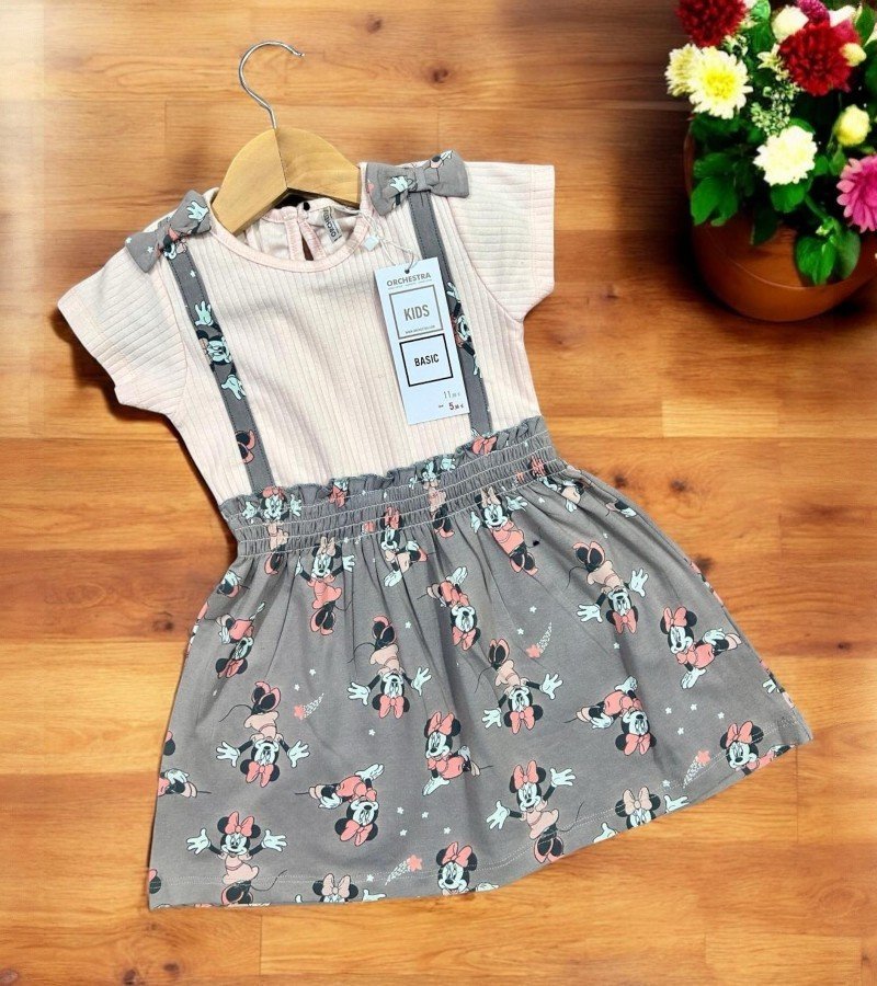 Girl's dress image 1