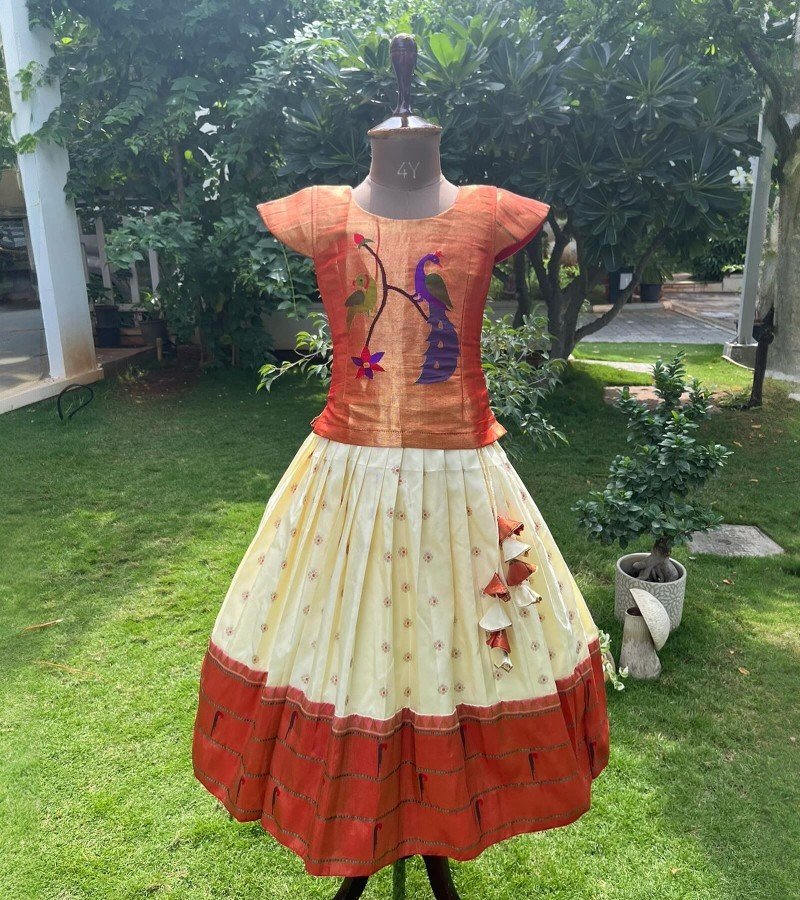 Kanchi Pattu Lehenga image 1