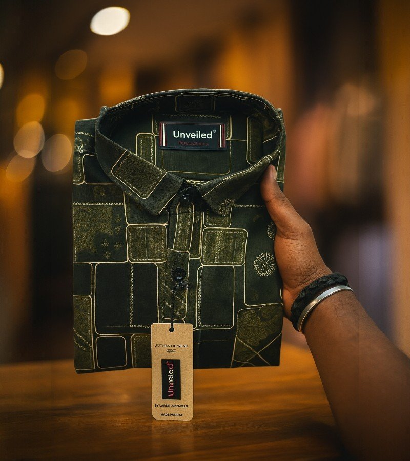 Men's Long-Sleeved Button-Down Shirt image 3