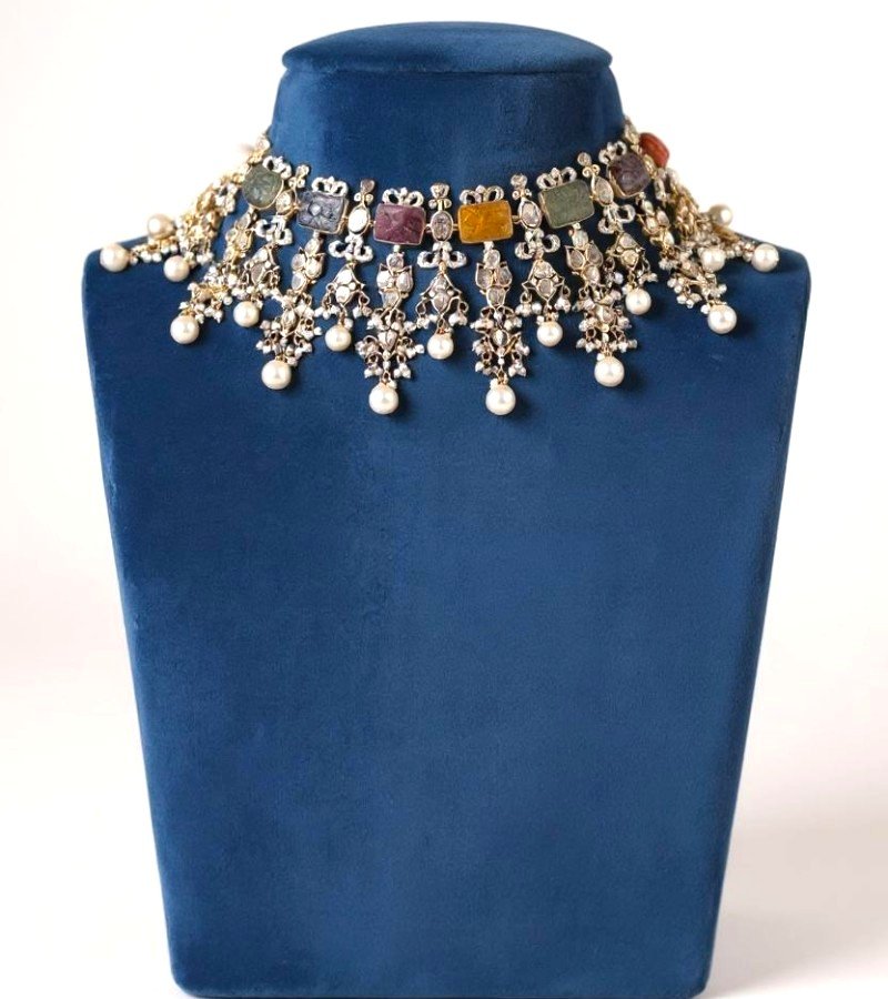 Exotic Gold Pearl Short Necklace image 1