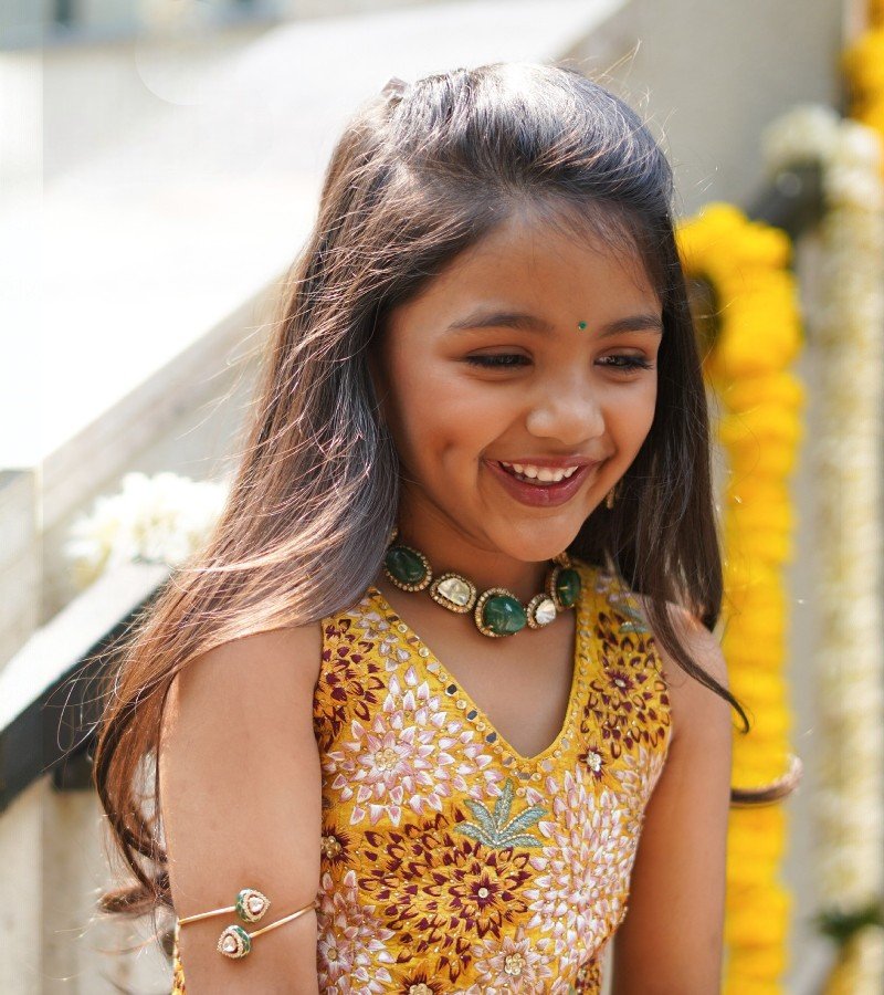 Polki Emerald Choker image 3