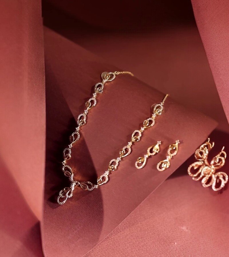 Necklace and Earring Set image 1