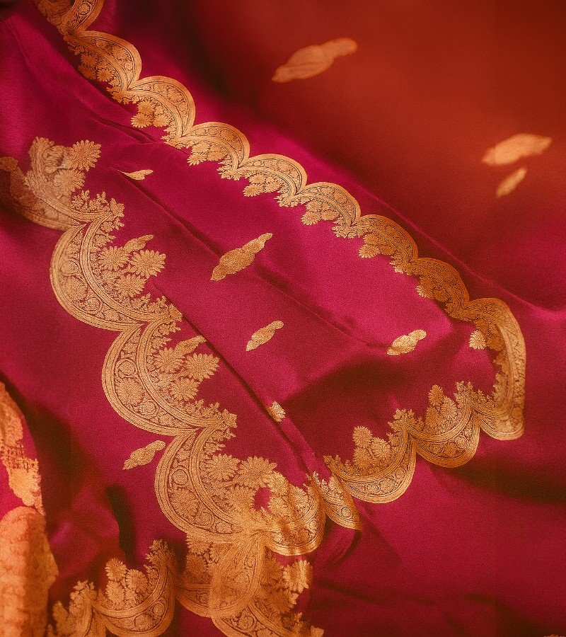 Saree with Floral Embroidery image 3