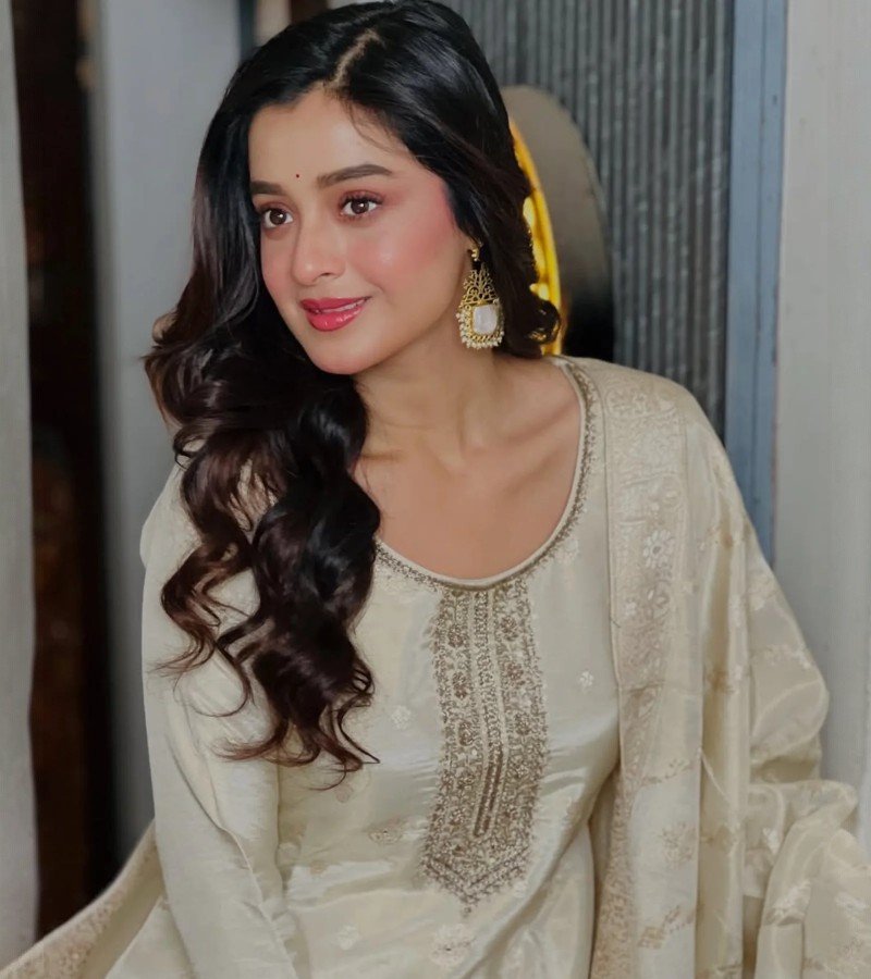 Salwar Ensemble image 1