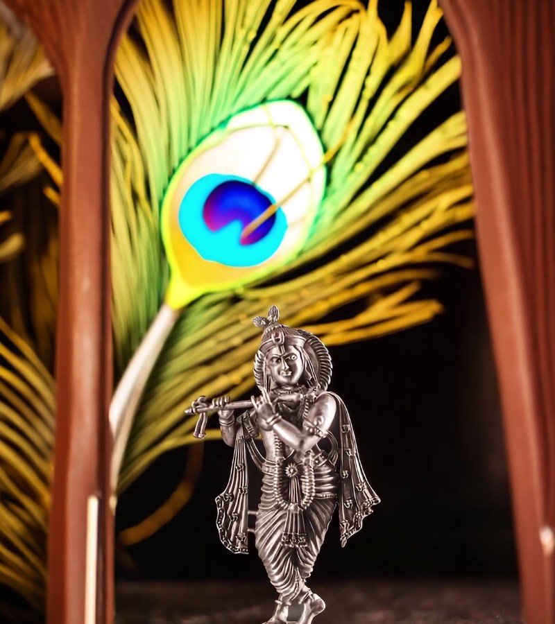 Silver Statue image 2