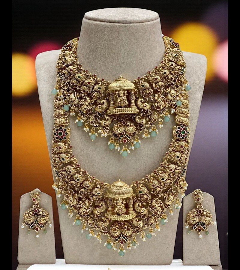Divine Nakshi Temple Bridal Jewellery Set image 1