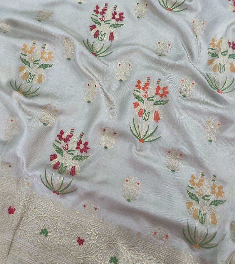 Light Grey Handwoven Banarasi Ektara Silk Saree image 1