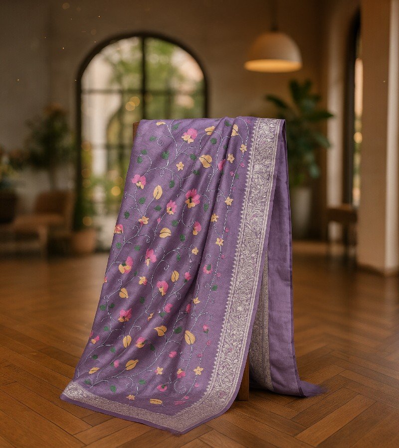 Gold Tissue Sarees image 3