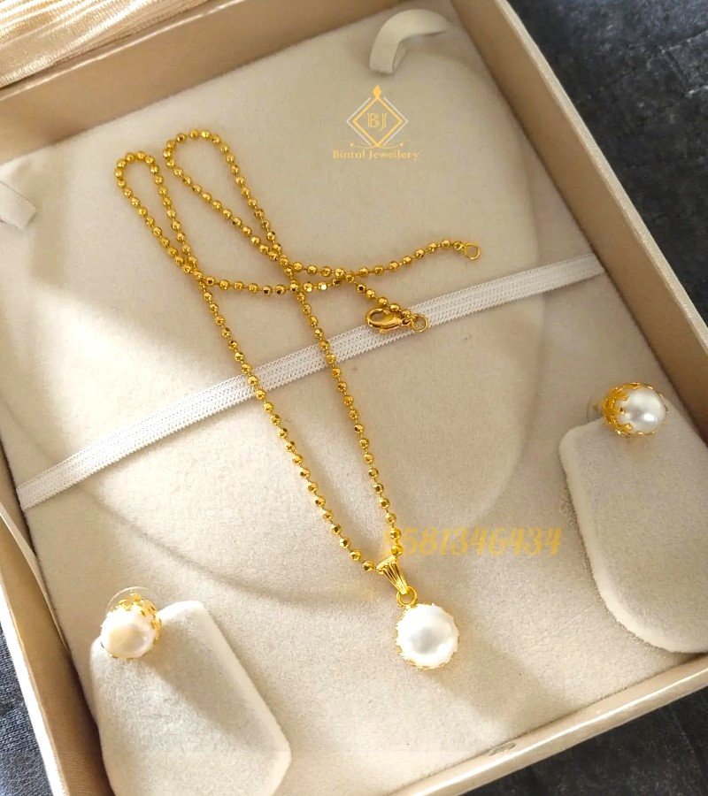 Golden Pearl Elegance Pendant Set image 1