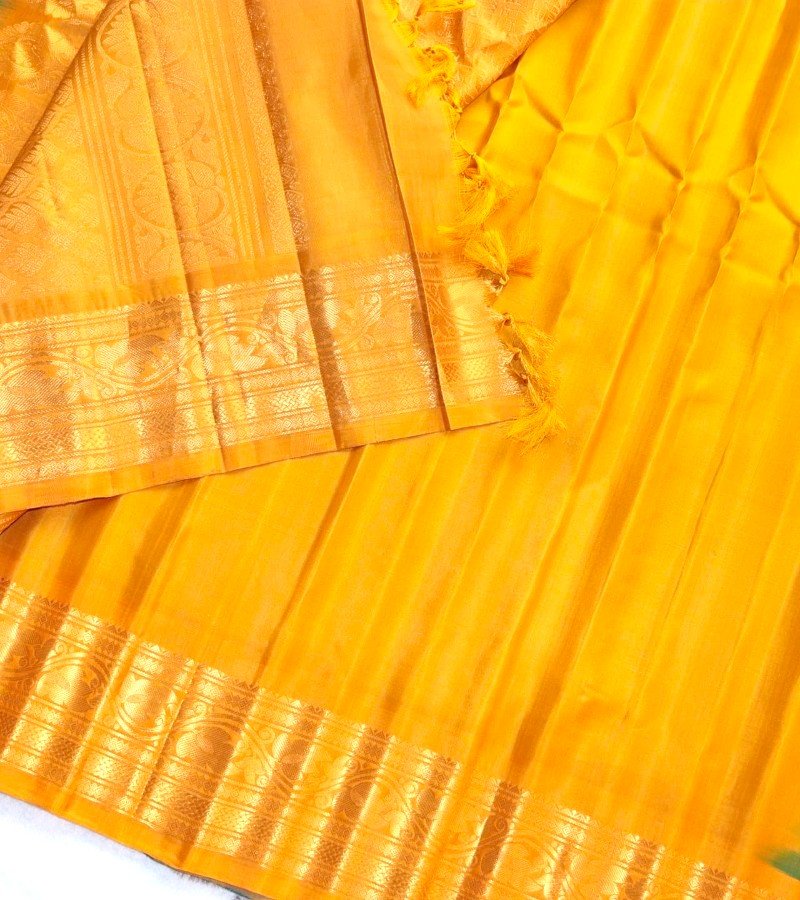 Emerald Glow Kanchipuram Silk Saree image 4